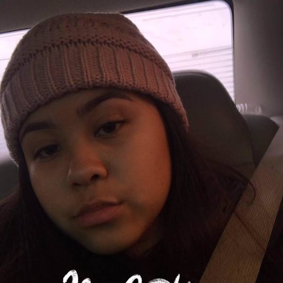 Meet your Posher, Brenda - Picture 1 of 1